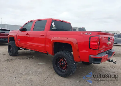 2018 Chevrolet Silverado 1500 2Lt z USA, uszkodzony, nr VIN 3GCUKREC4JG402149